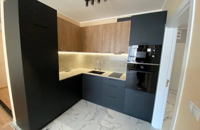 Долгосрочная аренда современной 3-комнатной квартиры, район Бриз, Варна, Болгария